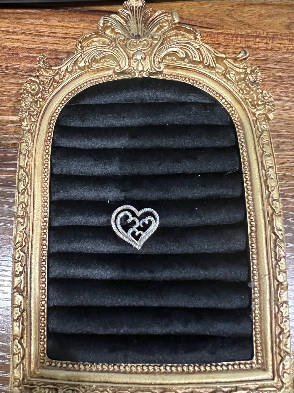 Silver and diamond Heart Trio Pendant stamped JWBR - Elegant Women’s Jewelry - Picture 2 of 3